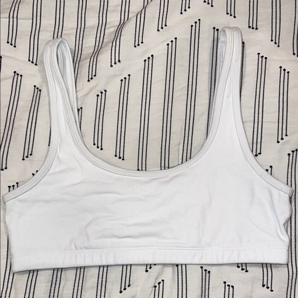 Aritzia TNA Action Women’s White Crop Bralette